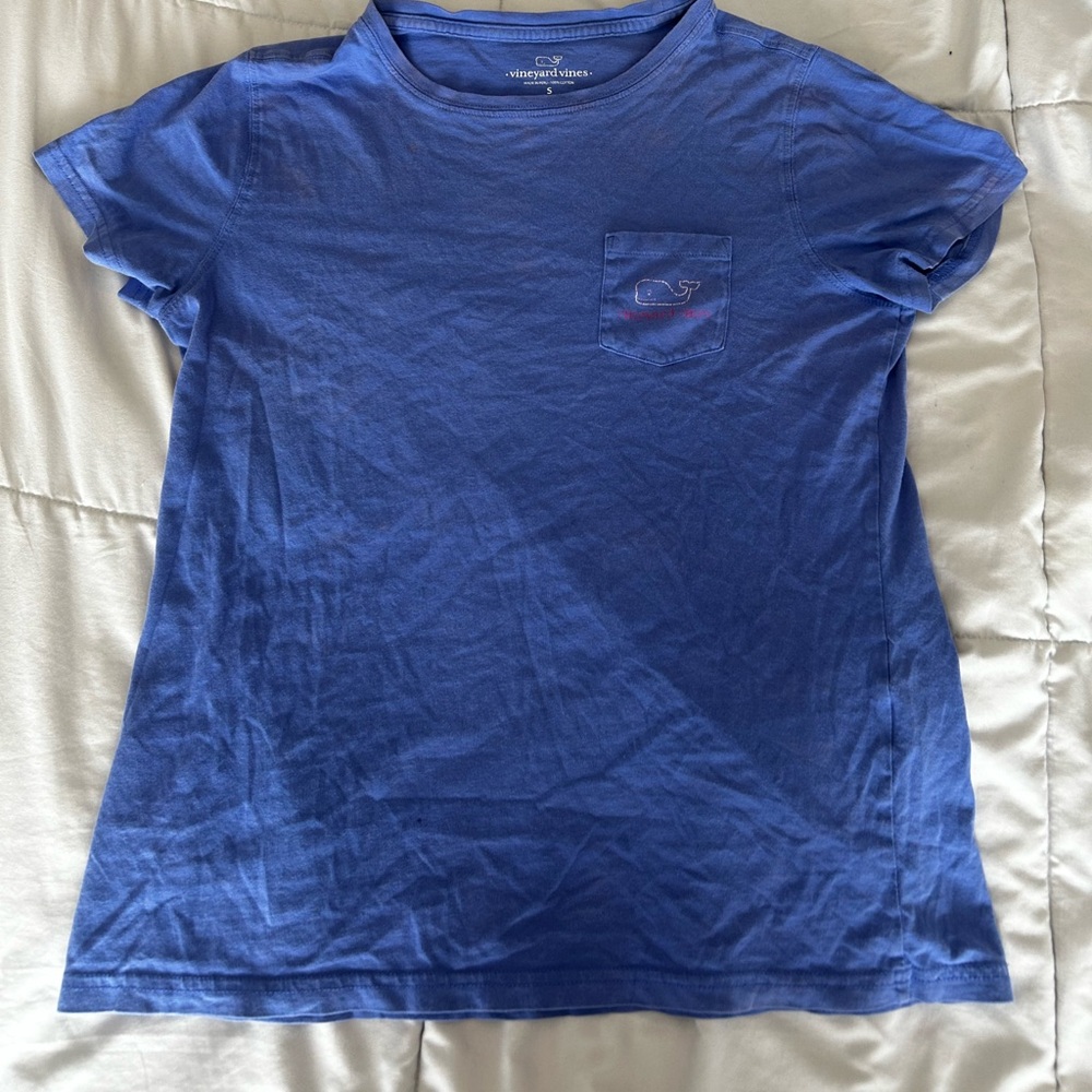 Purple vineyard vines shirt, S